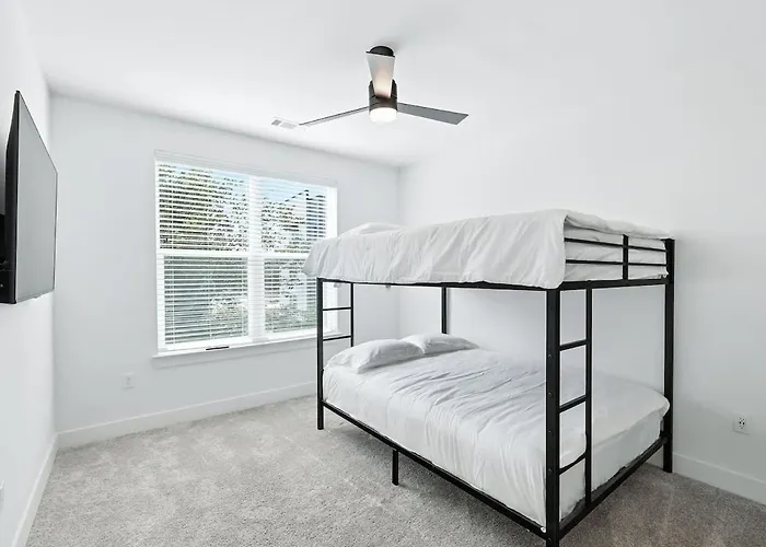 44 Chic 2b Condo, Pool And Gym, Near Stockyards * Fort Worth