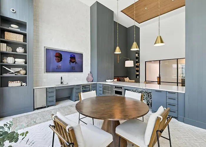 Apartamento 44 Chic 2b Condo, Pool And Gym, Near Stockyards