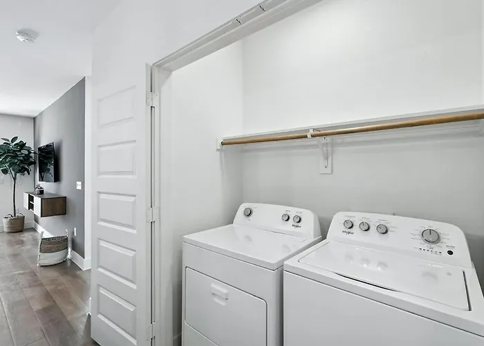 44 Chic 2b Condo, Pool And Gym, Near Stockyards Fort Worth