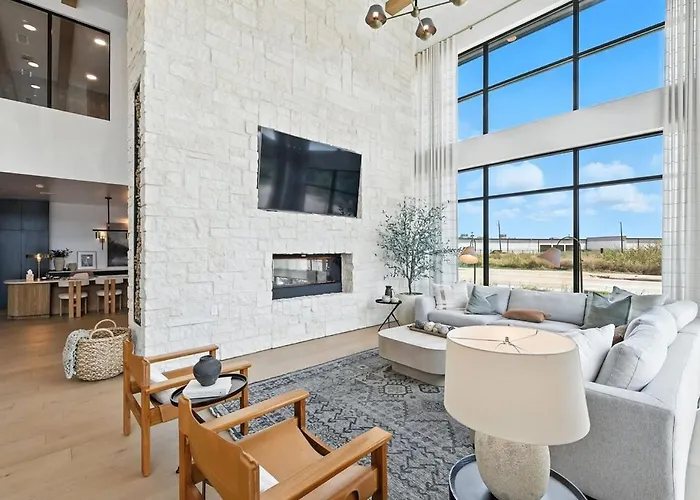 44 Chic 2b Condo, Pool And Gym, Near Stockyards Apartamento