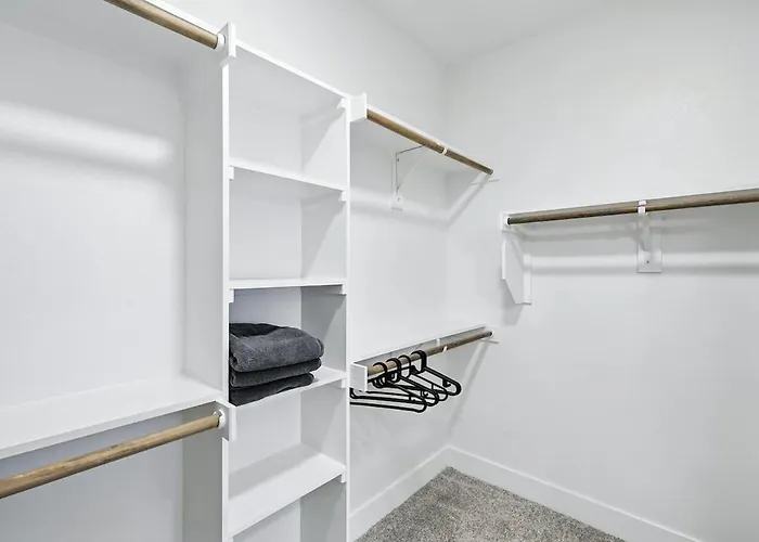 44 Chic 2b Condo, Pool And Gym, Near Stockyards Apartamento