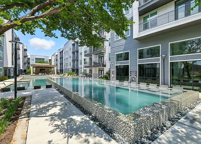 44 Chic 2b Condo, Pool And Gym, Near Stockyards * Fort Worth
