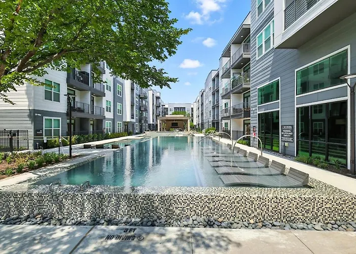 44 Chic 2b Condo, Pool And Gym, Near Stockyards Apartamento *