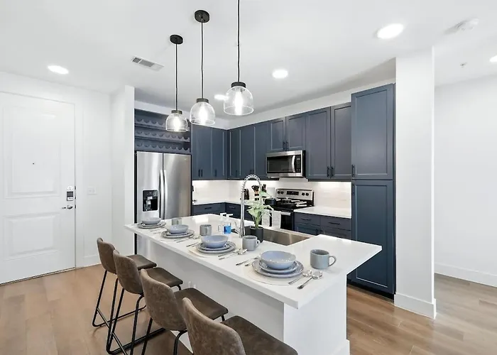 44 Chic 2b Condo, Pool And Gym, Near Stockyards Fort Worth